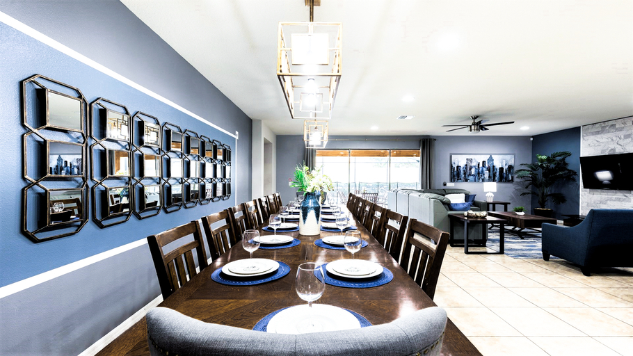 Food & Drinks 4, Windsor At Westside 8BR 2133, Osceola