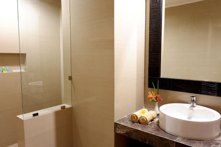 Bathroom 20