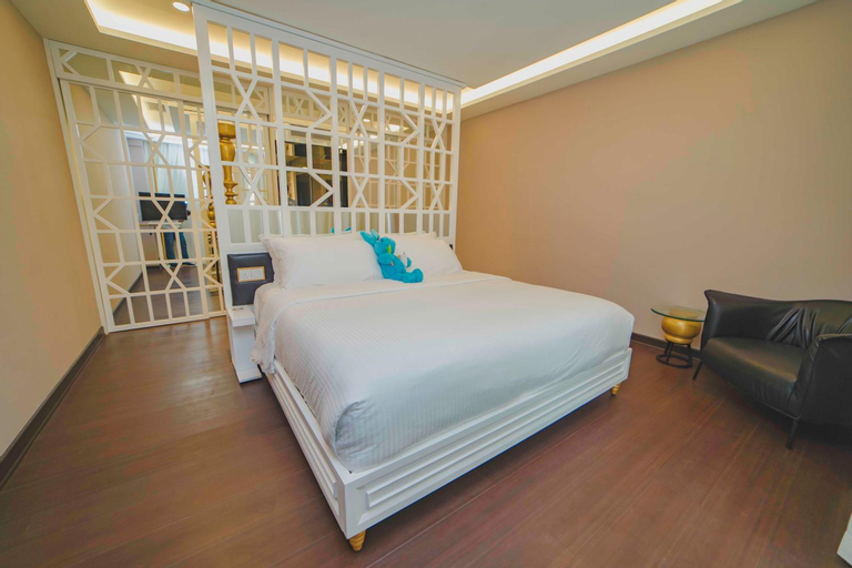 Bedroom 9