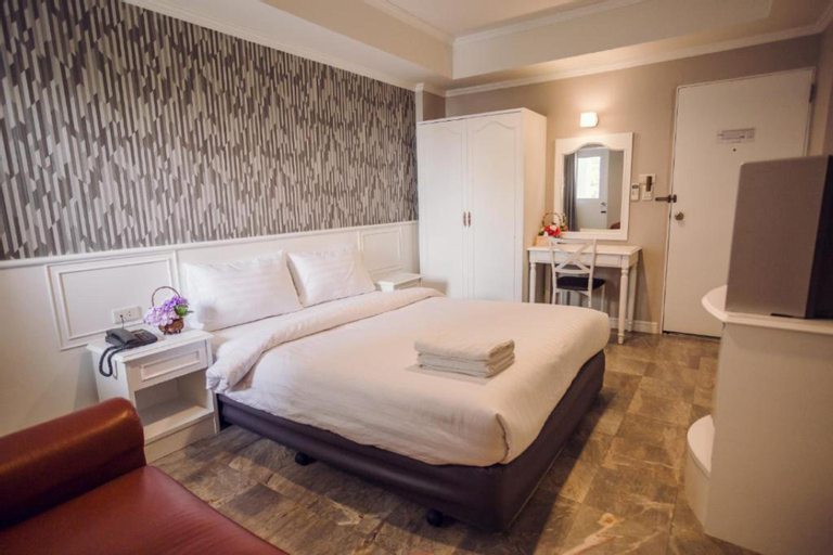 Bedroom 24