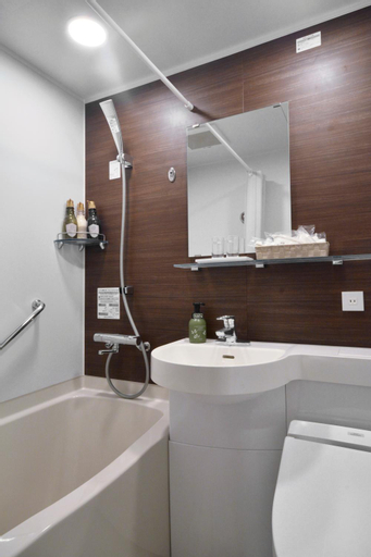 Bathroom 4