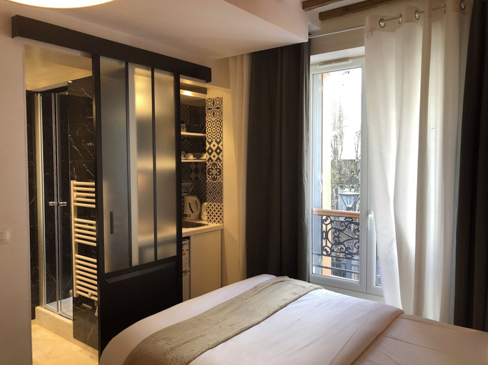 Bedroom 3, Résidence Labyrinthe, Paris