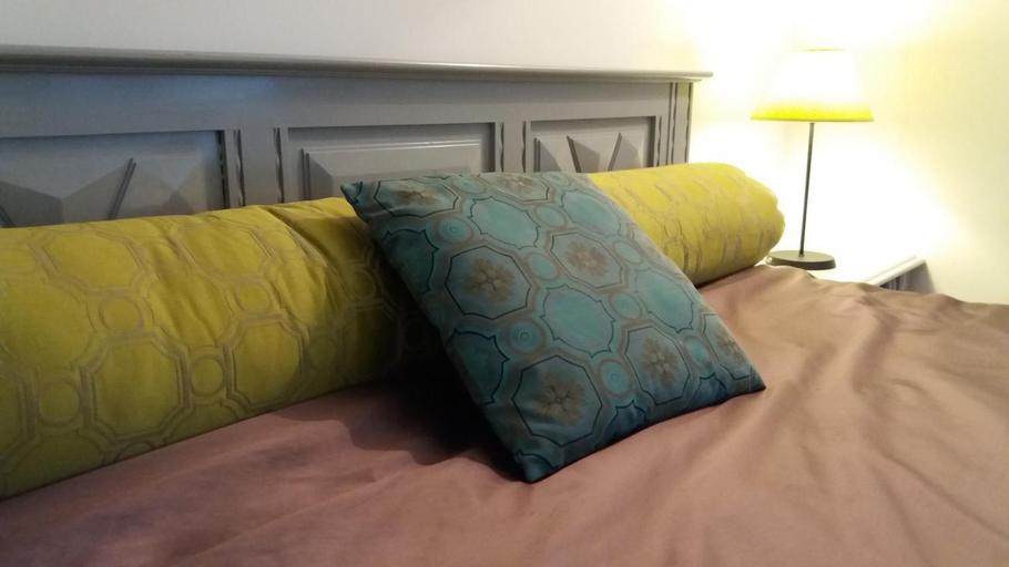 Bedroom 1, Manoir de la Ville Marie, Ille-et-Vilaine