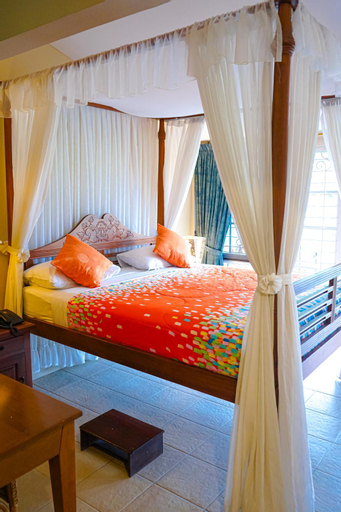 Bedroom 8