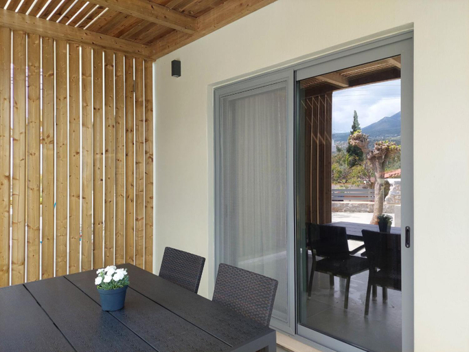 Facilities 3, Rea's Luxury Apartments, Peloponnese