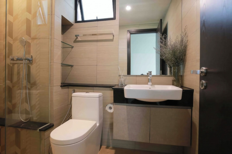 Bathroom 5, Feliz En Vista River Apartments, District 2