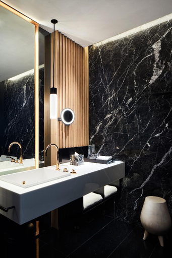 Bathroom 9