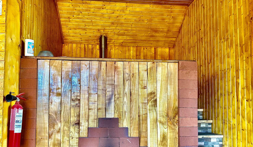 Others 3, Casa Grai Morosanesc, Ocna Sugatag