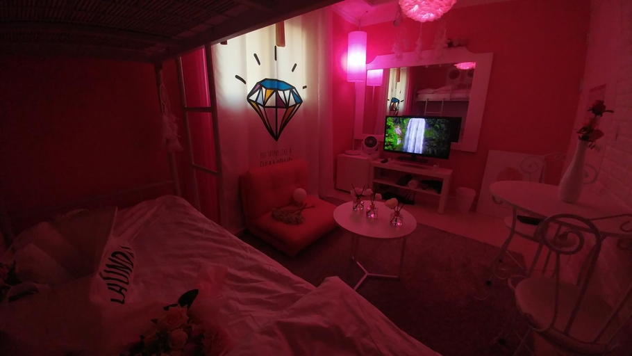 Bedroom 2, 春の光, Yongsan
