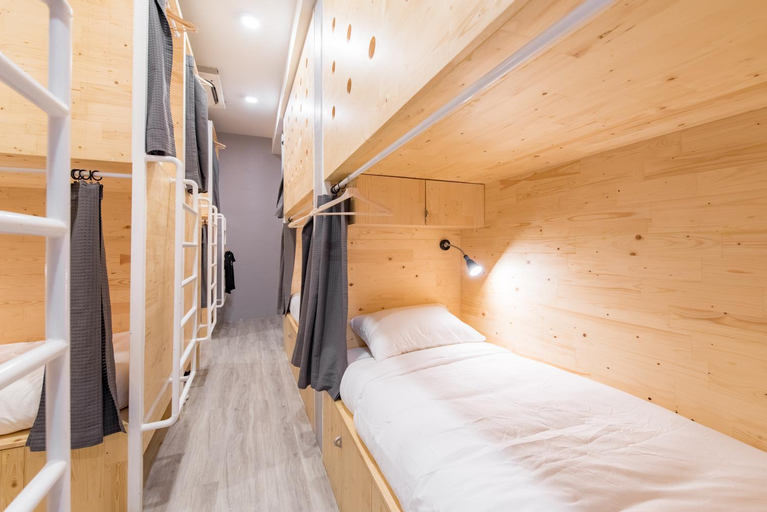 Bedroom 9