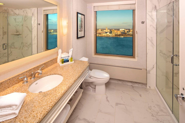 Bathroom 7