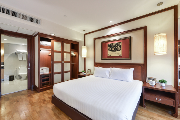 Bedroom 23