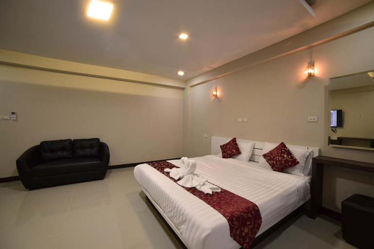 Bedroom 8