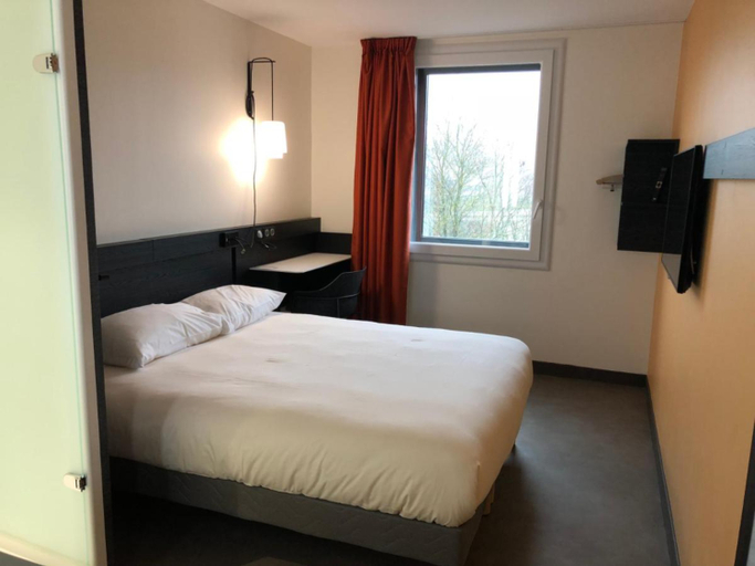 Bedroom 4, ibis budget Annecy Poisy, Haute-Savoie