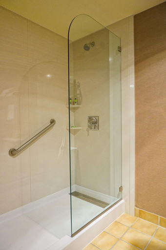 Bathroom 8