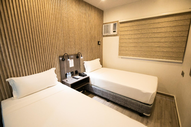 Bedroom 25