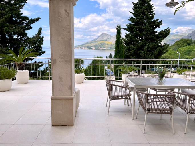 Others 3, Villa Romana II Omis, Omiš