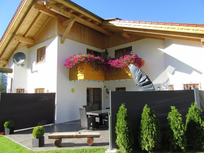 Others 4, Alpen-Chalet Ehrwald, Reutte