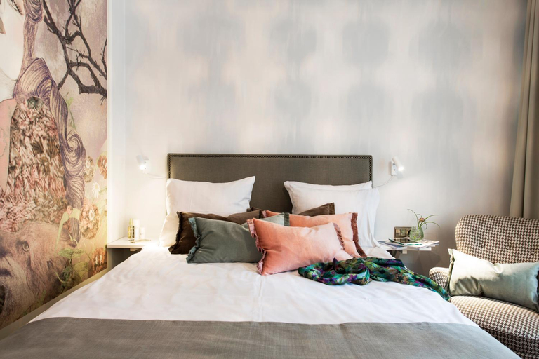 Bedroom 14