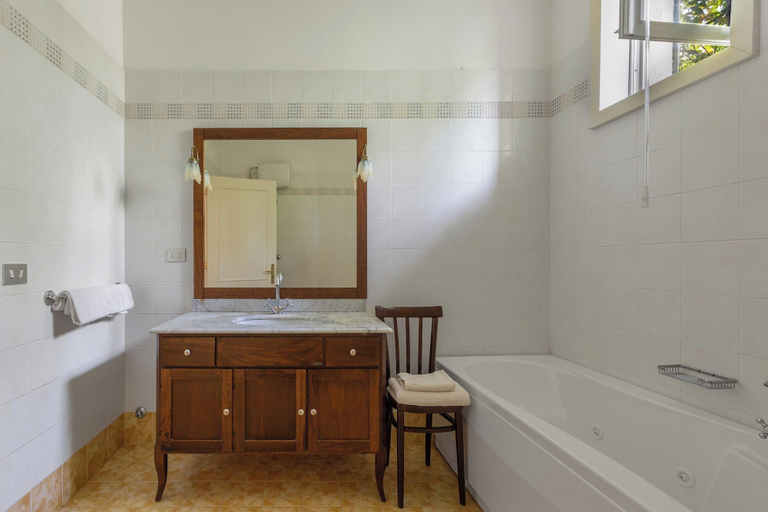 Bathroom 3, 3899 Villetta Corte del Cavaliere by Barbarhouse, Lecce