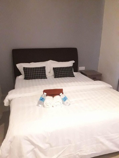 Bedroom 4, Halo Hotel, Semporna