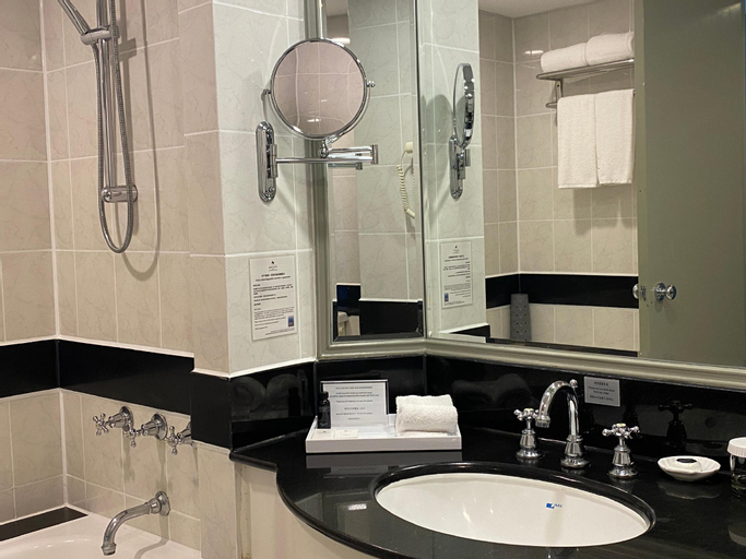 Bathroom 5