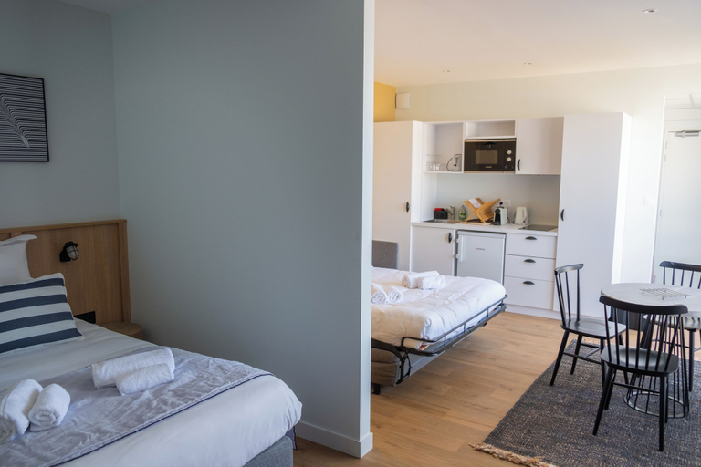 Bedroom 4, TY YS HOTEL, Finistère