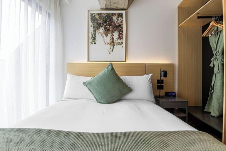 Bedroom 12