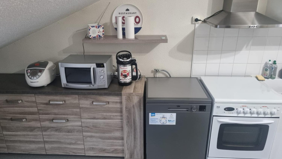 Others 5, Appartement T3 60m2 calme, Jura