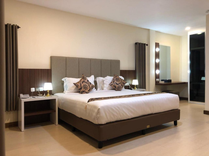 Bedroom 6