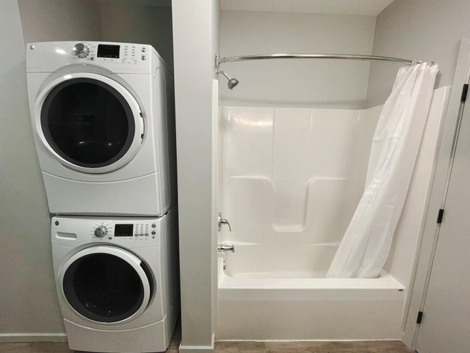 Bathroom 11