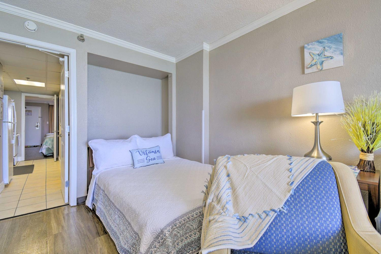 Bedroom 3, Ocean View & Lazy River: Condo in Myrtle Beach!, Horry