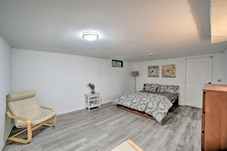 Bedroom 3, Spacious Getaway w/ Heated Private Pool!, LaPorte