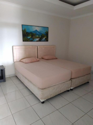 Bedroom 22