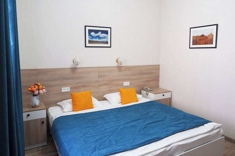 Bedroom 2, Asia Hotel Kyrgyzstan, Bishkek