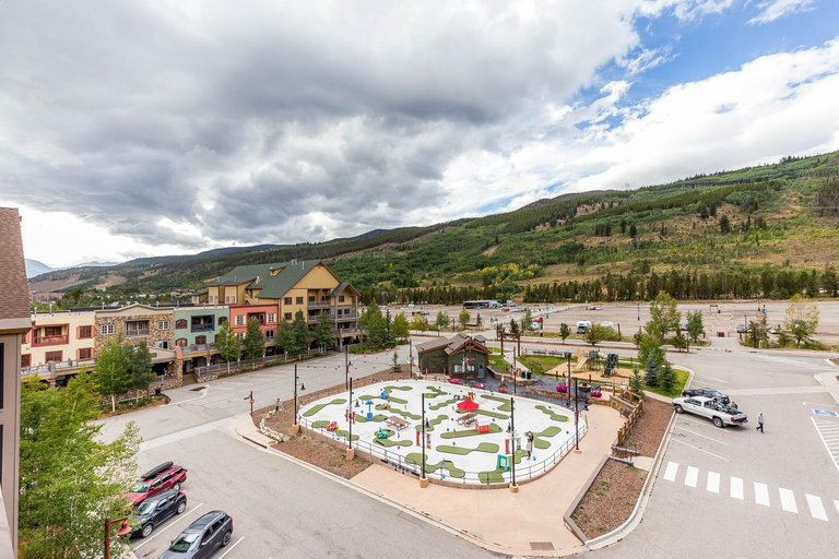 Exterior & Views 4, Dakota Lodge by Summit County Mountain Retreats, Summit