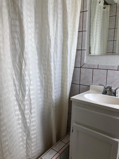 Bathroom 5, Griffith Park Motel by Los Angeles Hollywood, Los Angeles