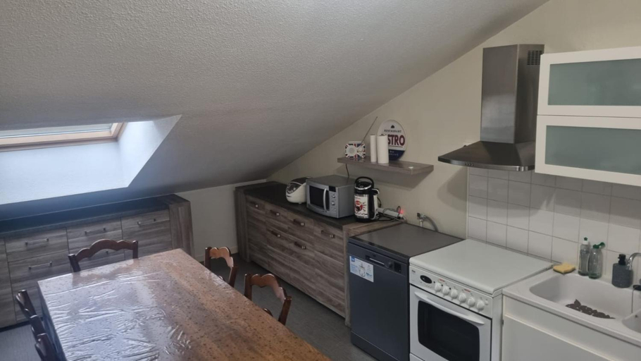 Others 3, Appartement T3 60m2 calme, Jura