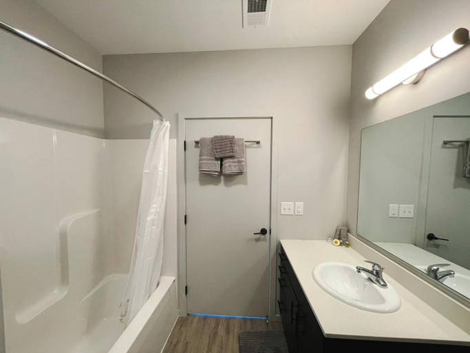 Bathroom 7