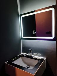 Bathroom 7