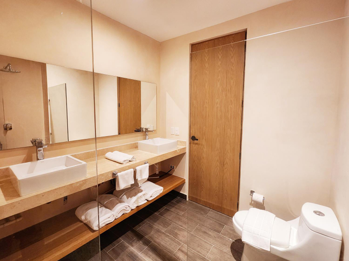 Bathroom 3, Sofia Boutique Condos by Bunik, Cozumel