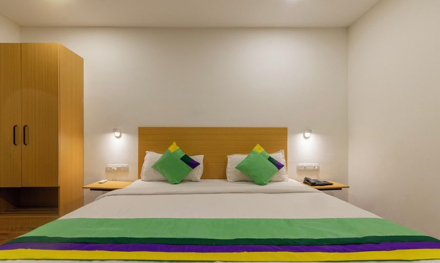 Bedroom 4, Treebo The Square, Ahmadabad