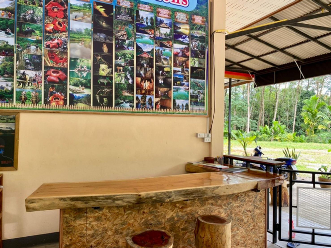 Food & Drinks 5, Khao Sok Inn Hostel, Phanom