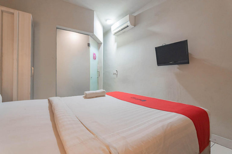 Bedroom 12