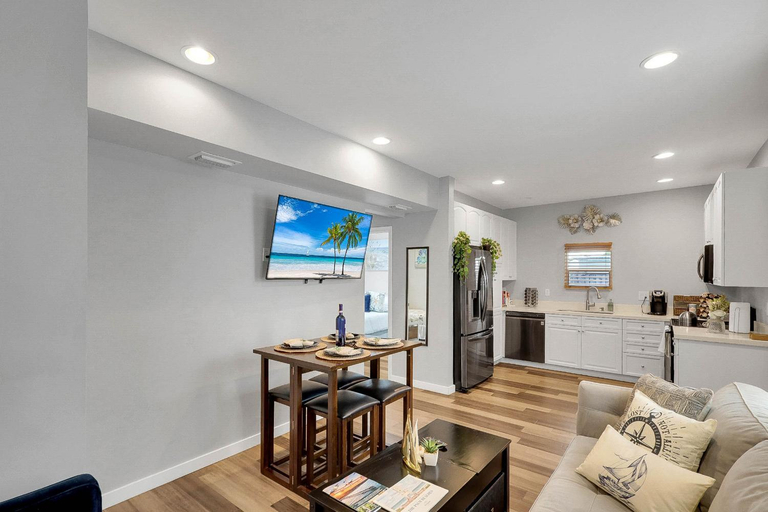 4, Wellington Garden, Palm Beach