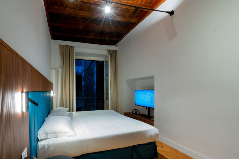 Bedroom 5, AGH - Capranica, Roma