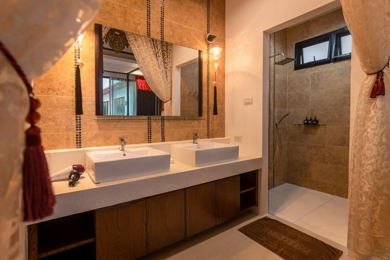 Bathroom 3, Oriental 3br private Pool Villa, Phuket Island