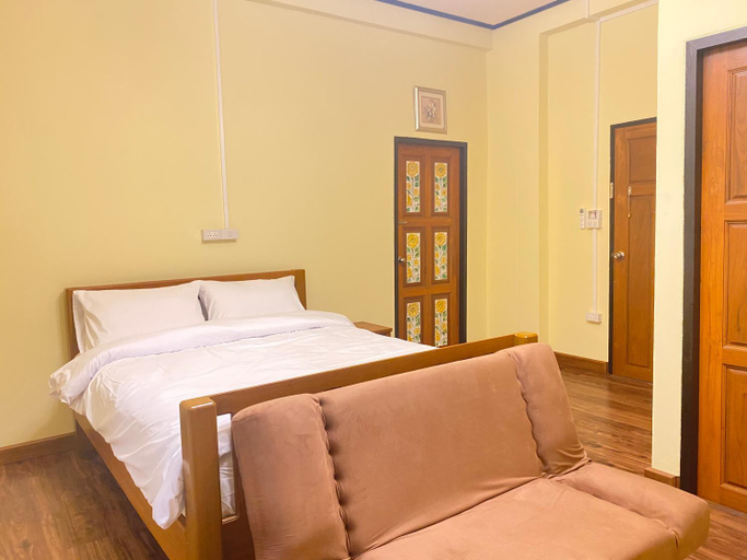 Bedroom 6