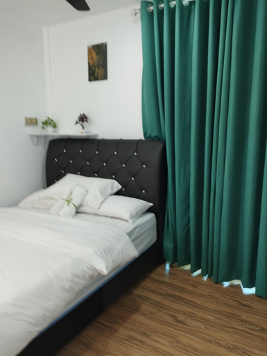 Others 2, Inap Idaman 7 5 Pax 2 Queen Plus 1 Sofa Bed, Kota Bharu