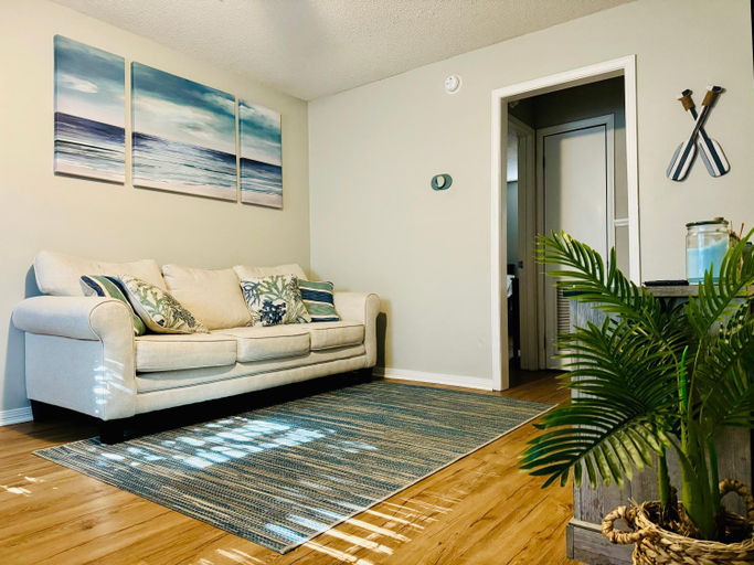Others 5, White Sand Getaway steps from Beach, Harrison